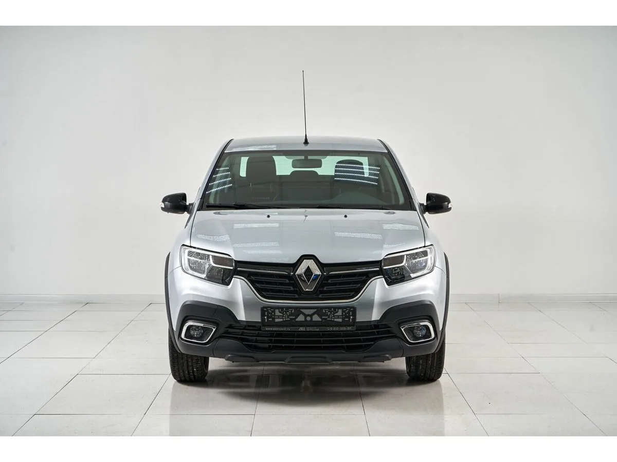 Renault Logan II Рестайлинг — фото 2