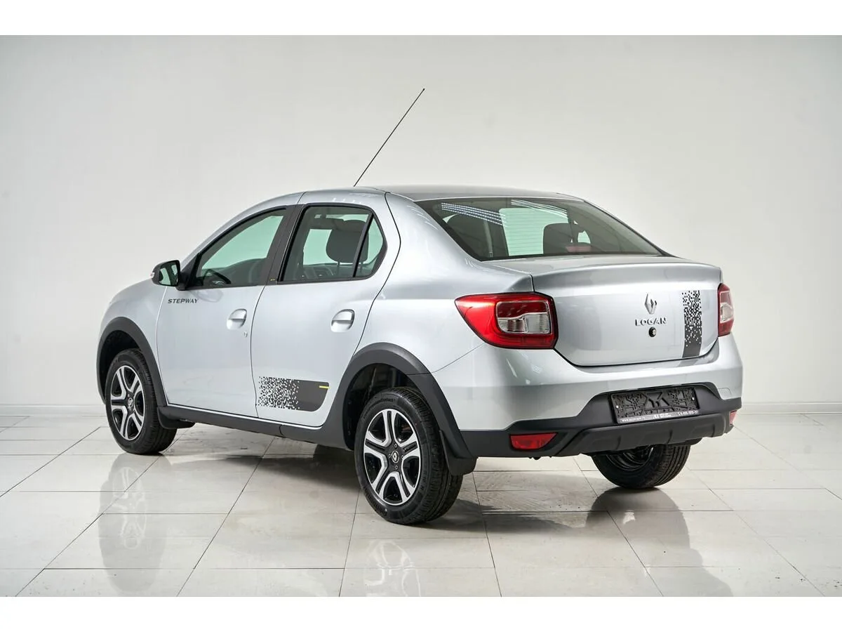 Renault Logan II Рестайлинг — фото 4