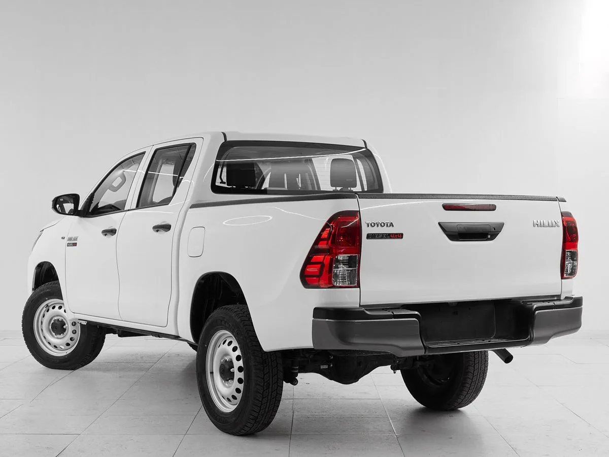 Toyota Hilux VIII Рестайлинг 2 · Petrol D-Cab — фото 4