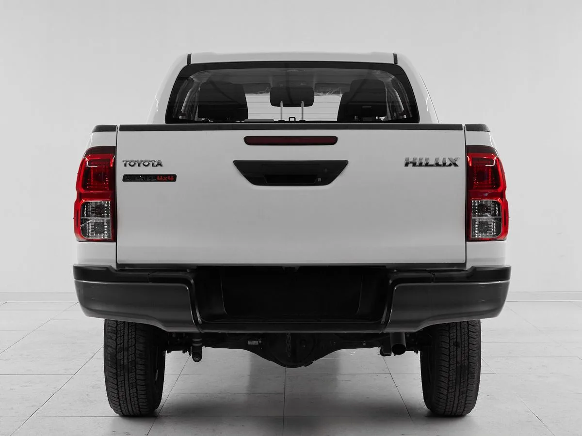 Toyota Hilux VIII Рестайлинг 2 · Petrol D-Cab — фото 5