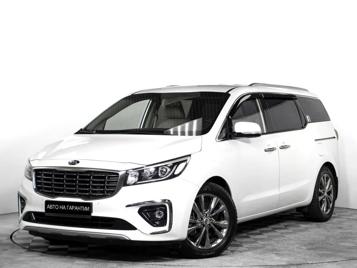 Kia Carnival III