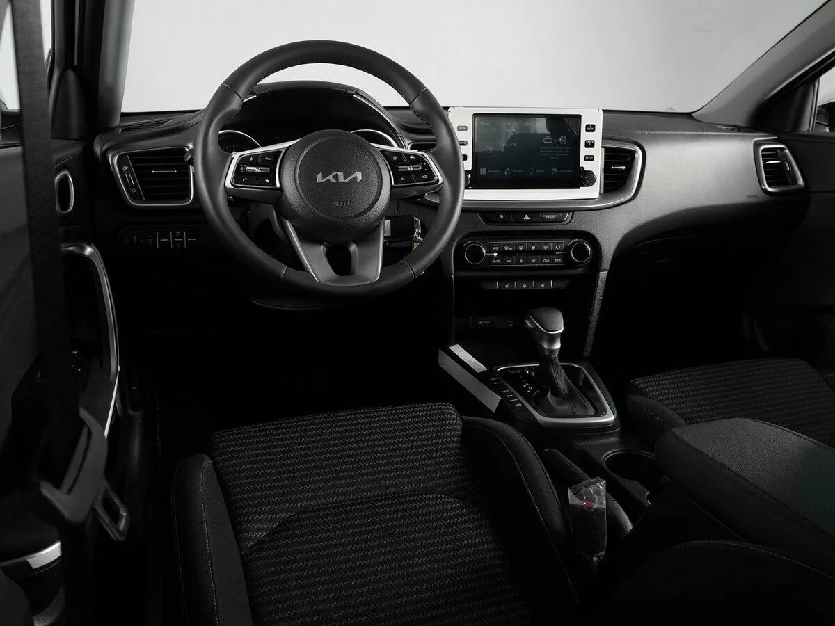 Kia Ceed III Рестайлинг · Luxe — фото 5