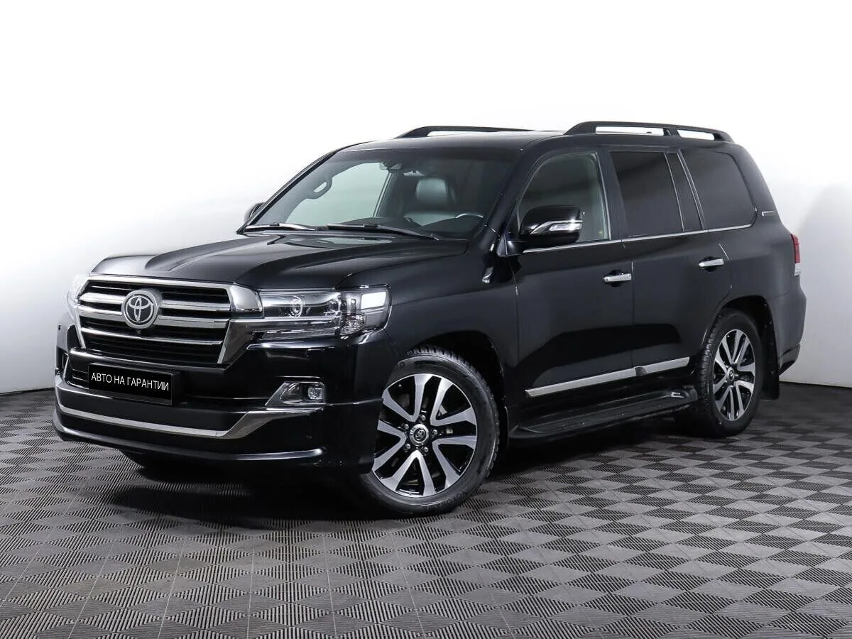 Toyota Land Cruiser 200 Series Рестайлинг 2 · Комфорт