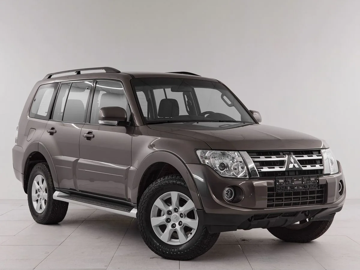 Mitsubishi Pajero IV Рестайлинг 1 · Intense — фото 3