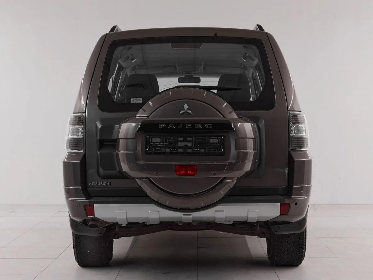 Mitsubishi Pajero IV Рестайлинг 1 · Intense — фото 5