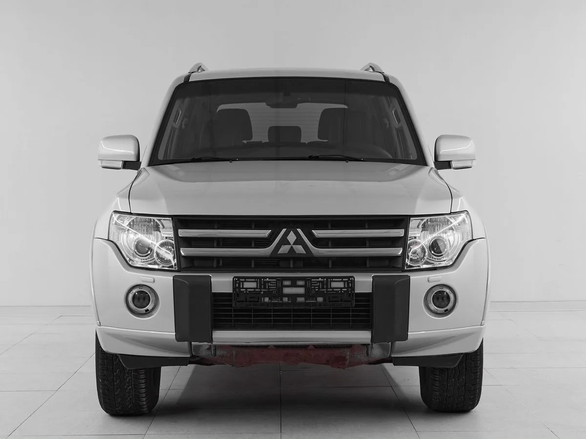Mitsubishi Pajero IV · Instyle — фото 2
