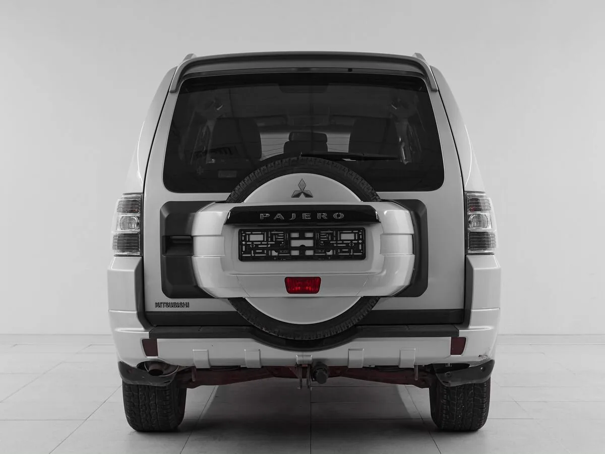 Mitsubishi Pajero IV · Instyle — фото 5