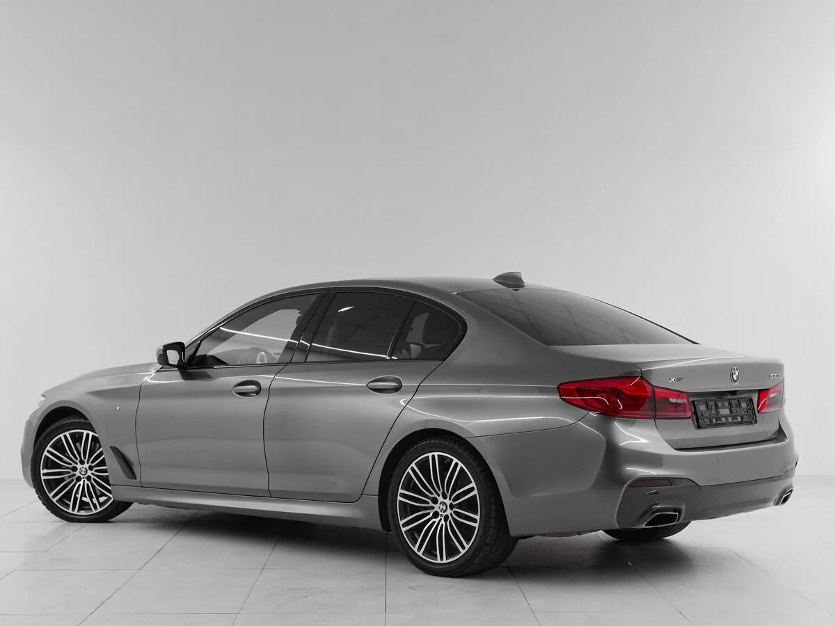 BMW 5 серии VII (G30/G31/G38) — фото 4