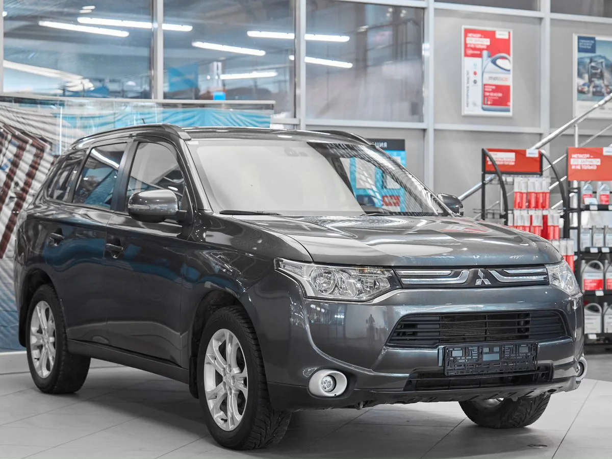 Mitsubishi Outlander III · Instyle — фото 3