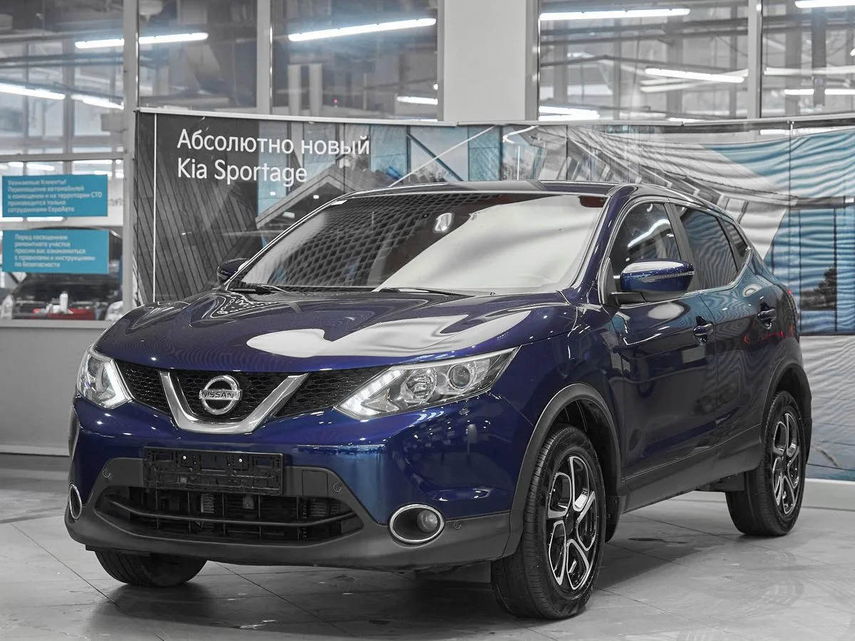 Nissan Qashqai II · SE