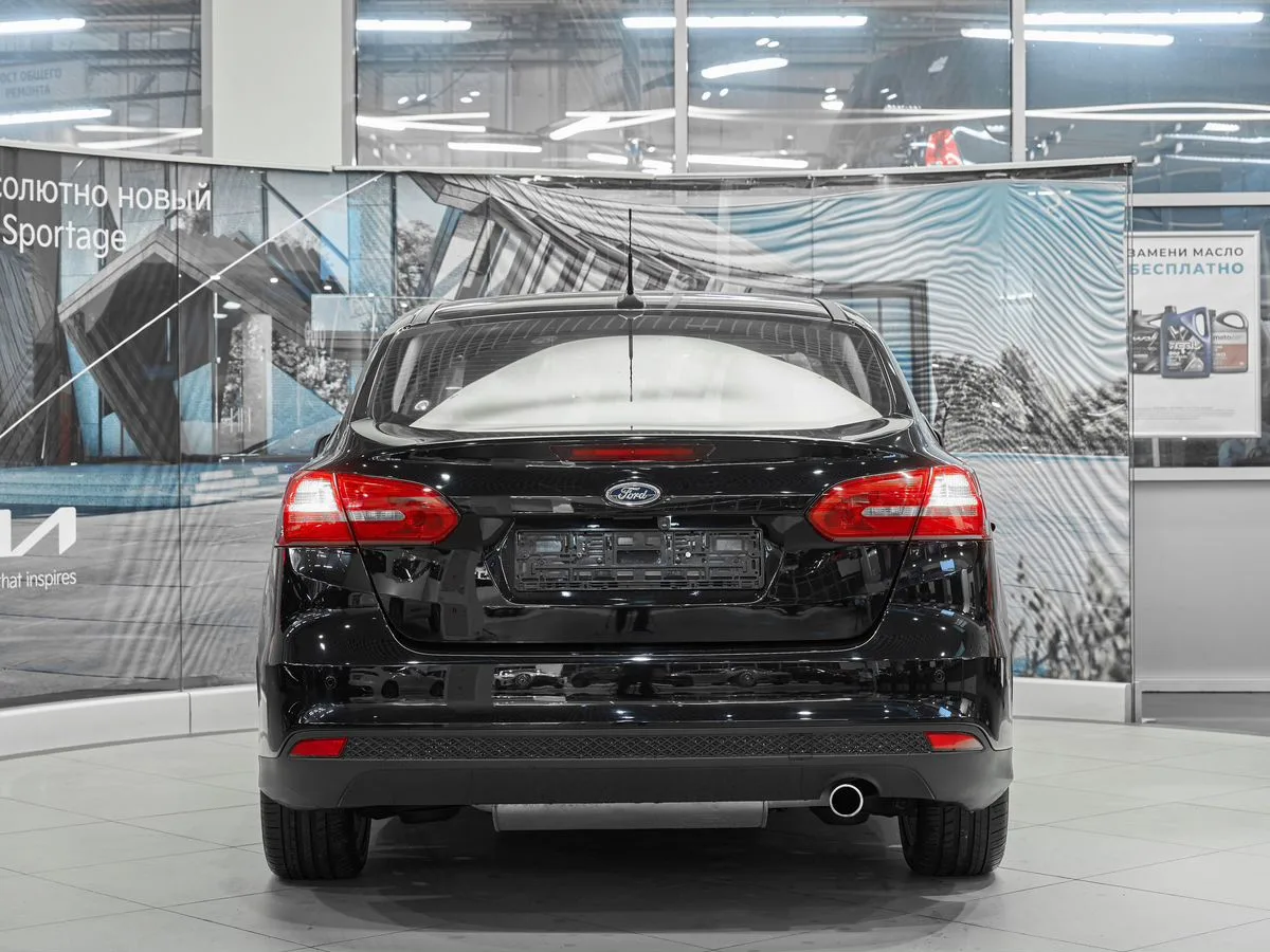 Ford Focus III Рестайлинг · Titanium — фото 5
