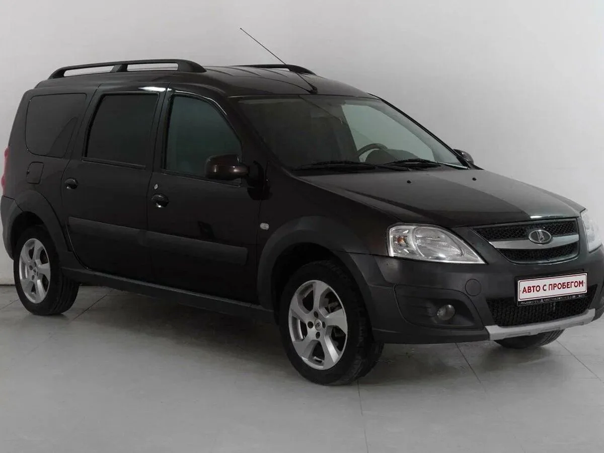 Lada (ВАЗ) Largus I · Luxe (5 мест)
