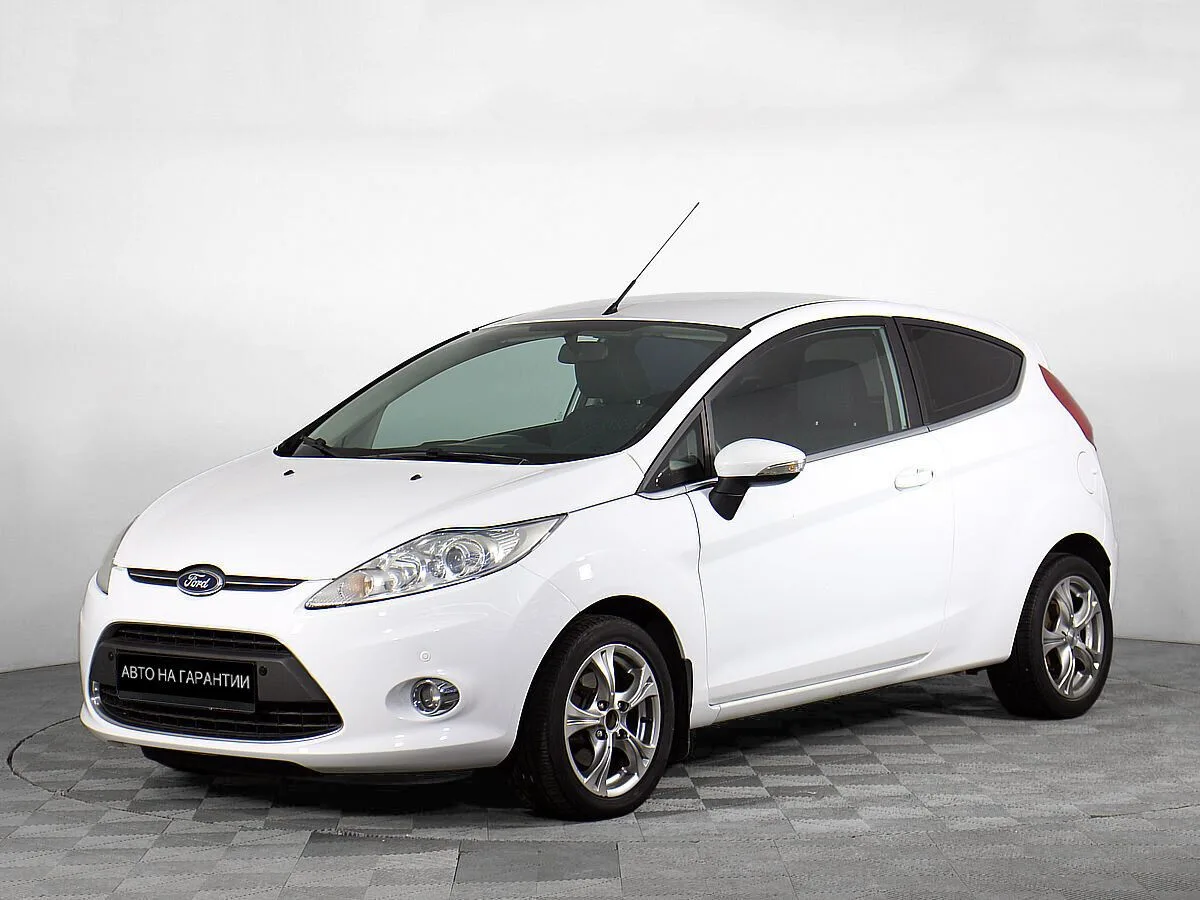Ford Fiesta Mk6 · Titanium