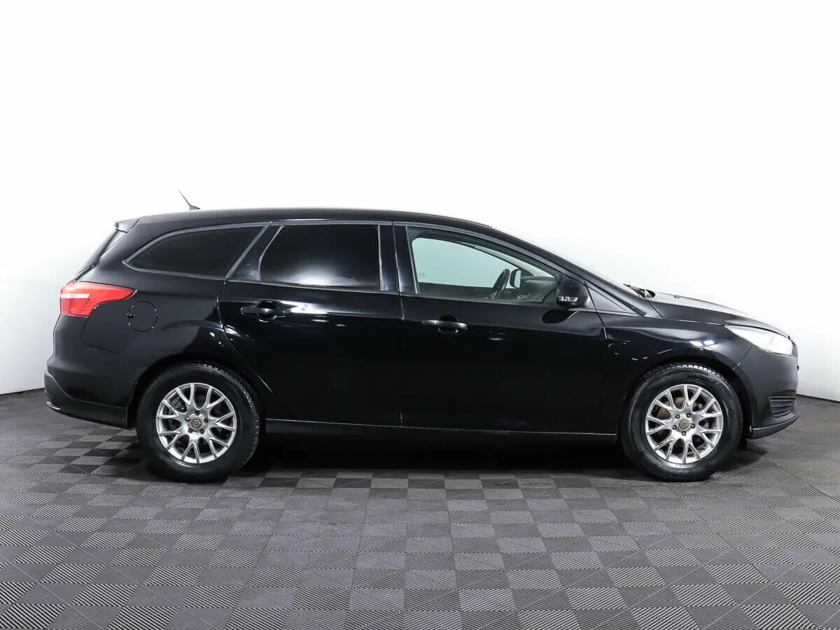 Ford Focus III Рестайлинг · Trend — фото 4