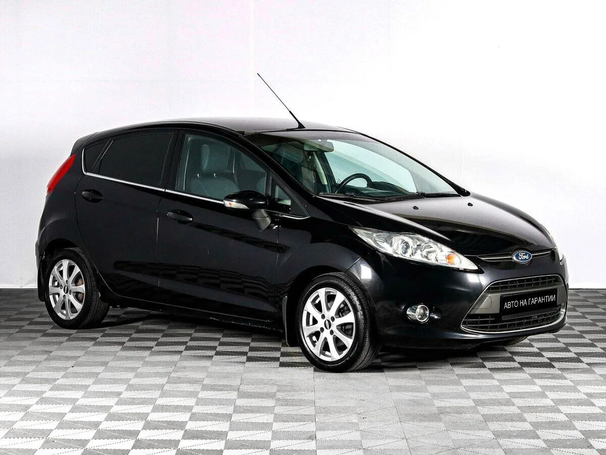 Ford Fiesta Mk6 · Titanium