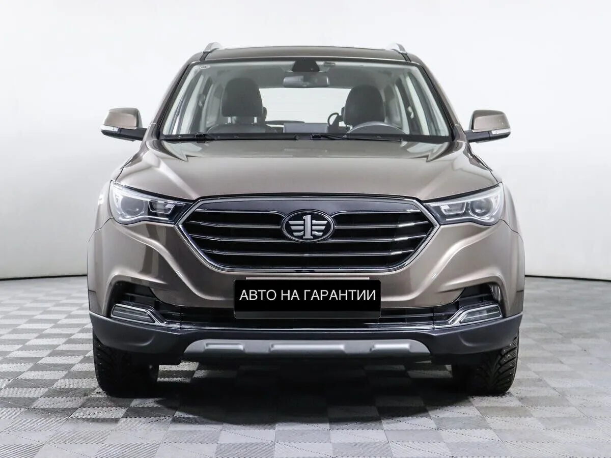 FAW Besturn X40 I · Luxury — фото 2