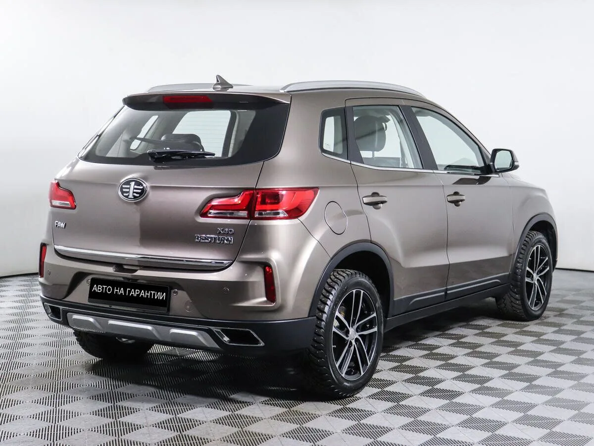 FAW Besturn X40 I · Luxury — фото 3