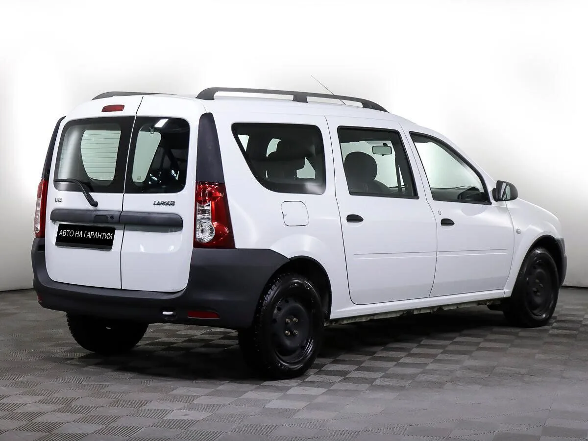 Lada (ВАЗ) Largus I · Standard (5 мест) — фото 5