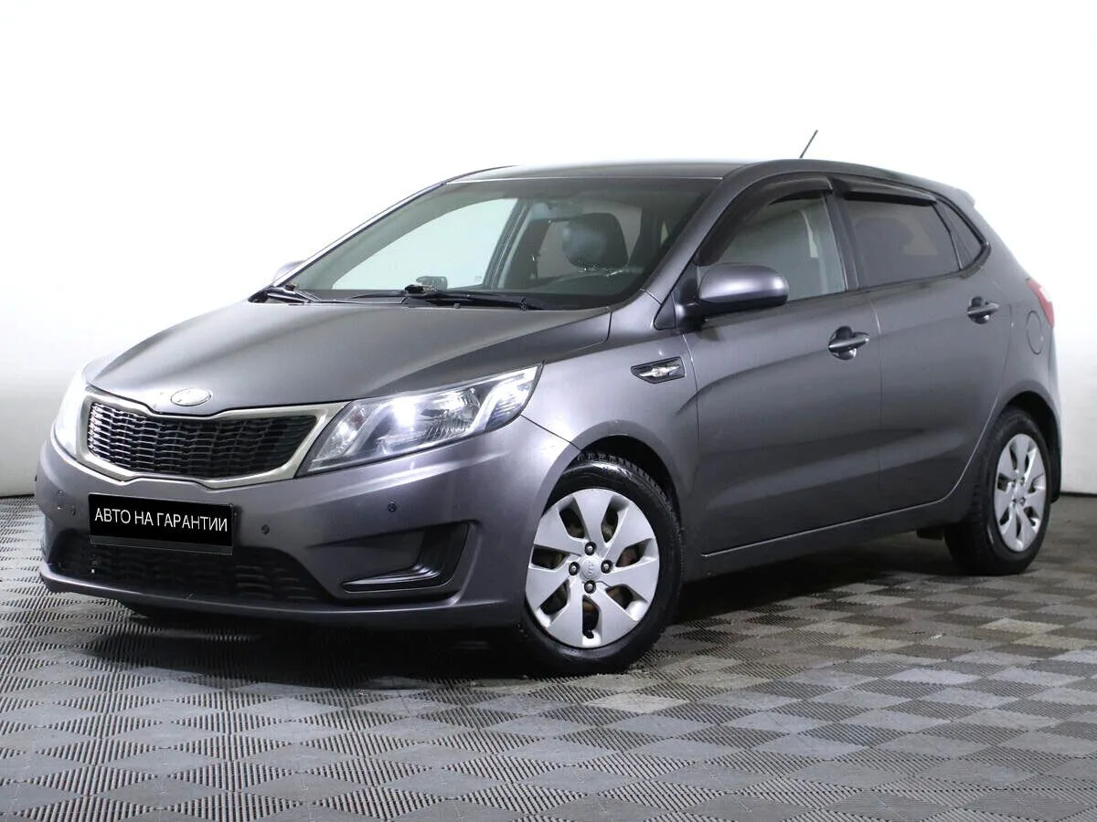 Kia Rio III · Comfort (без теплых опций)