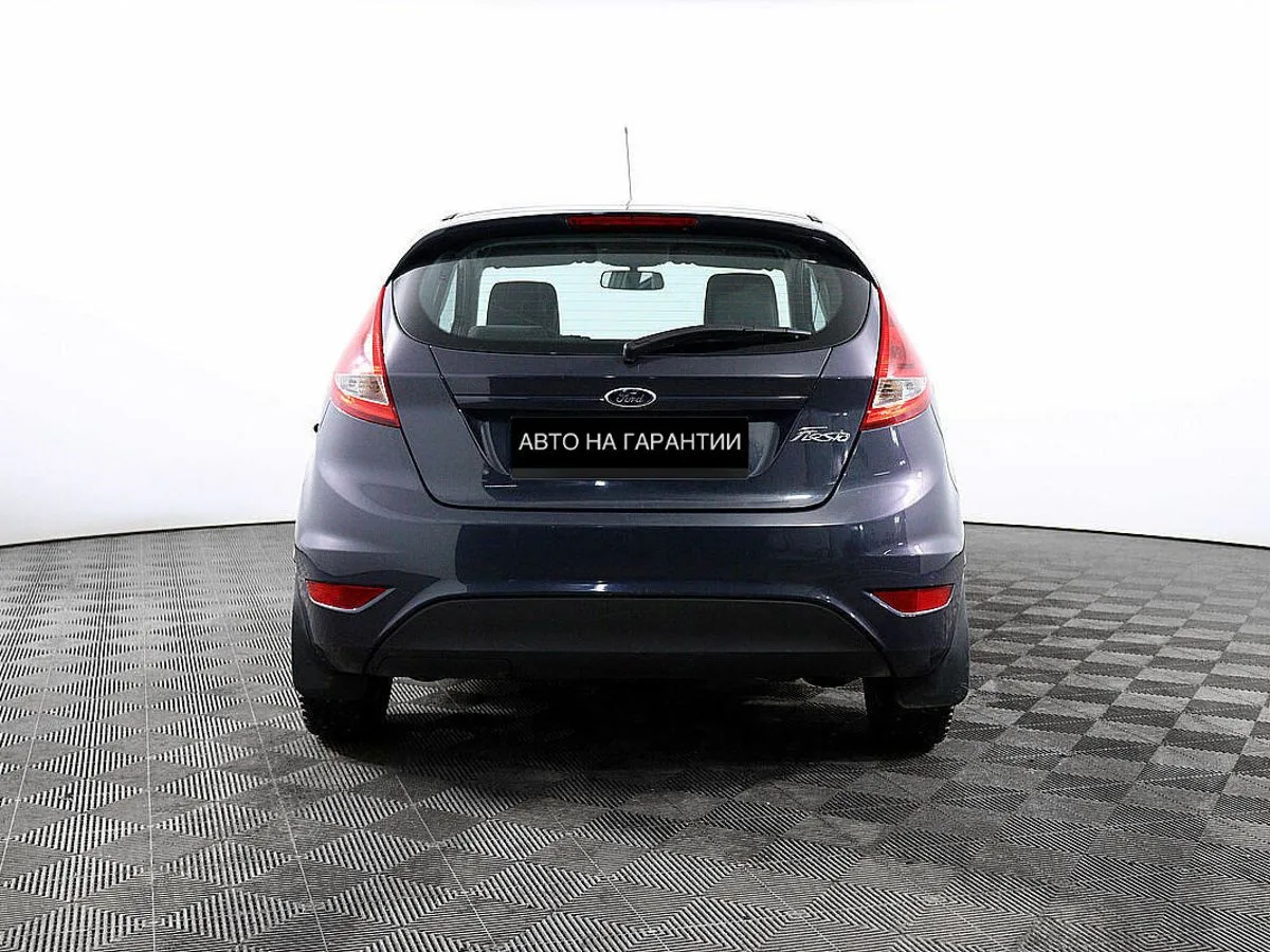 Ford Fiesta Mk6 · Titanium — фото 4