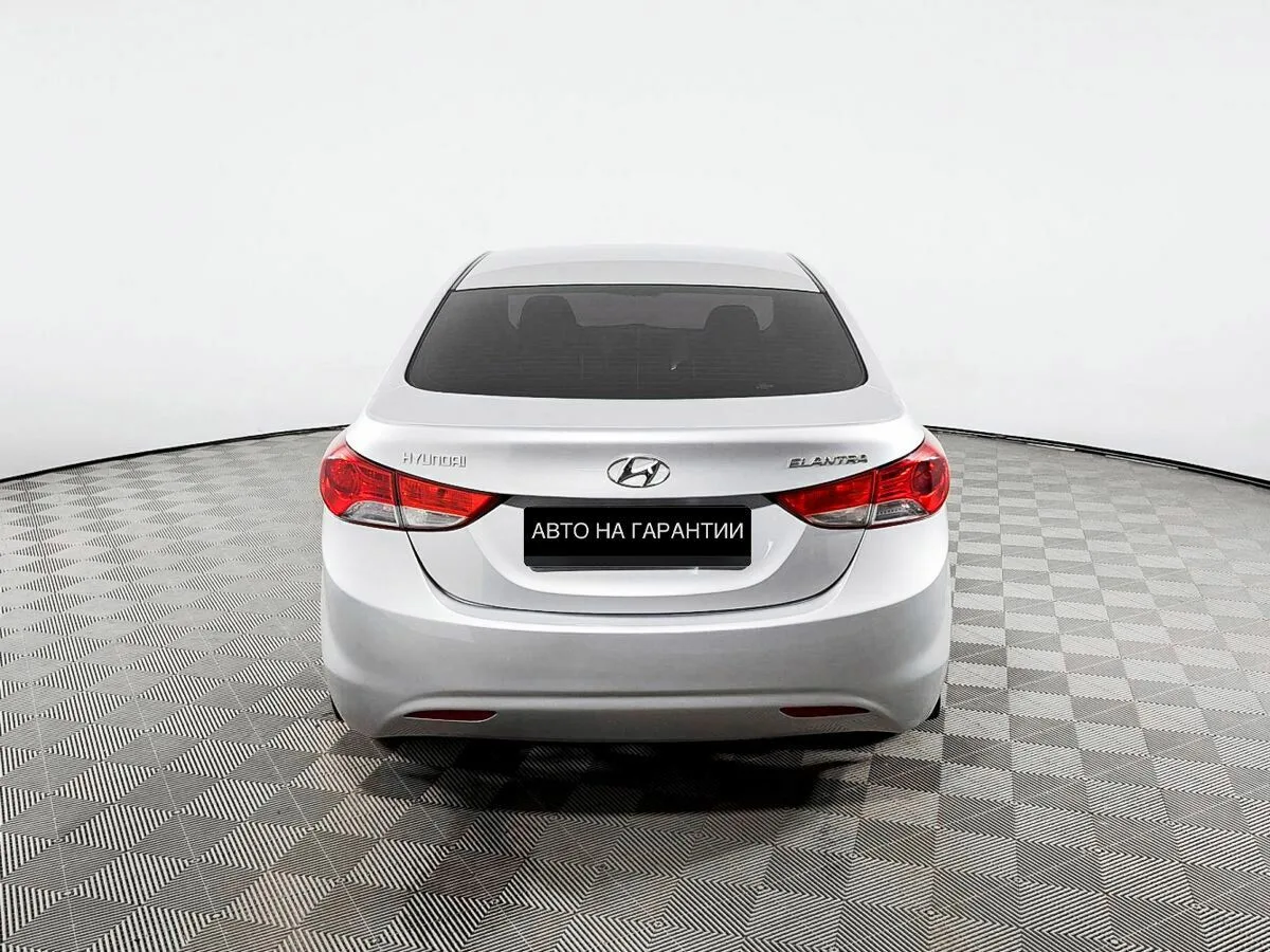 Hyundai Elantra V (MD) · Base — фото 4