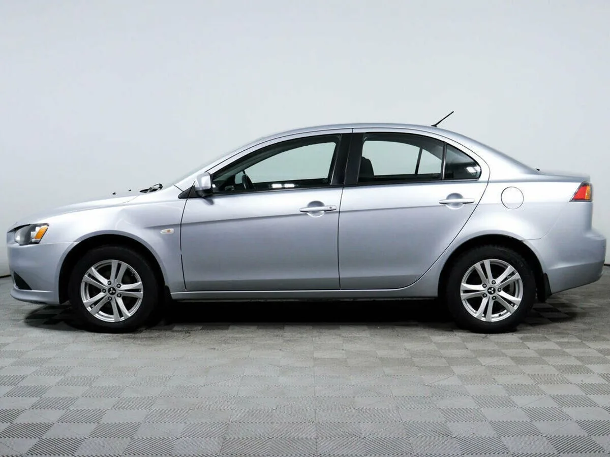 Mitsubishi Lancer X Рестайлинг · Invite — фото 3