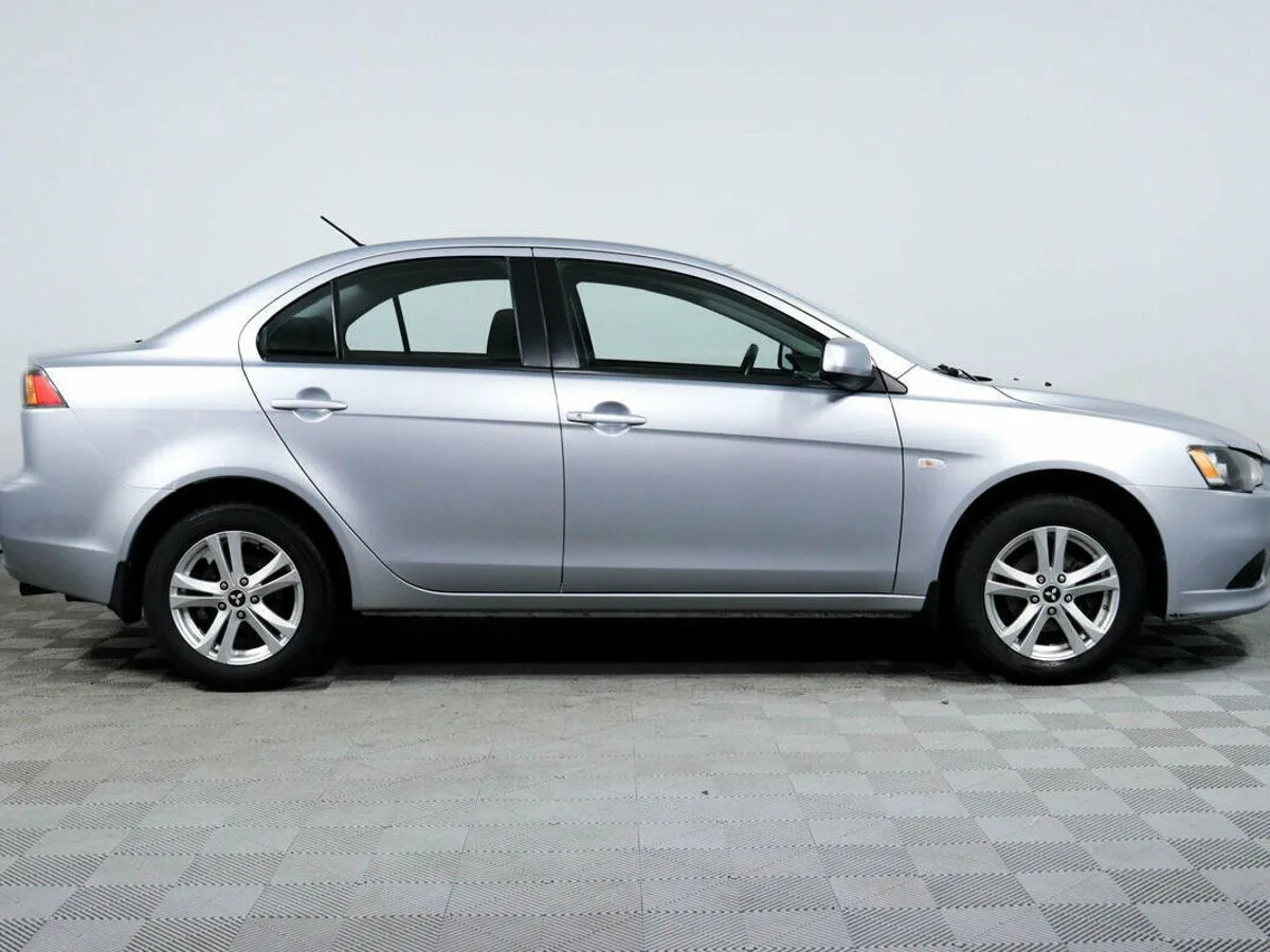 Mitsubishi Lancer X Рестайлинг · Invite — фото 4