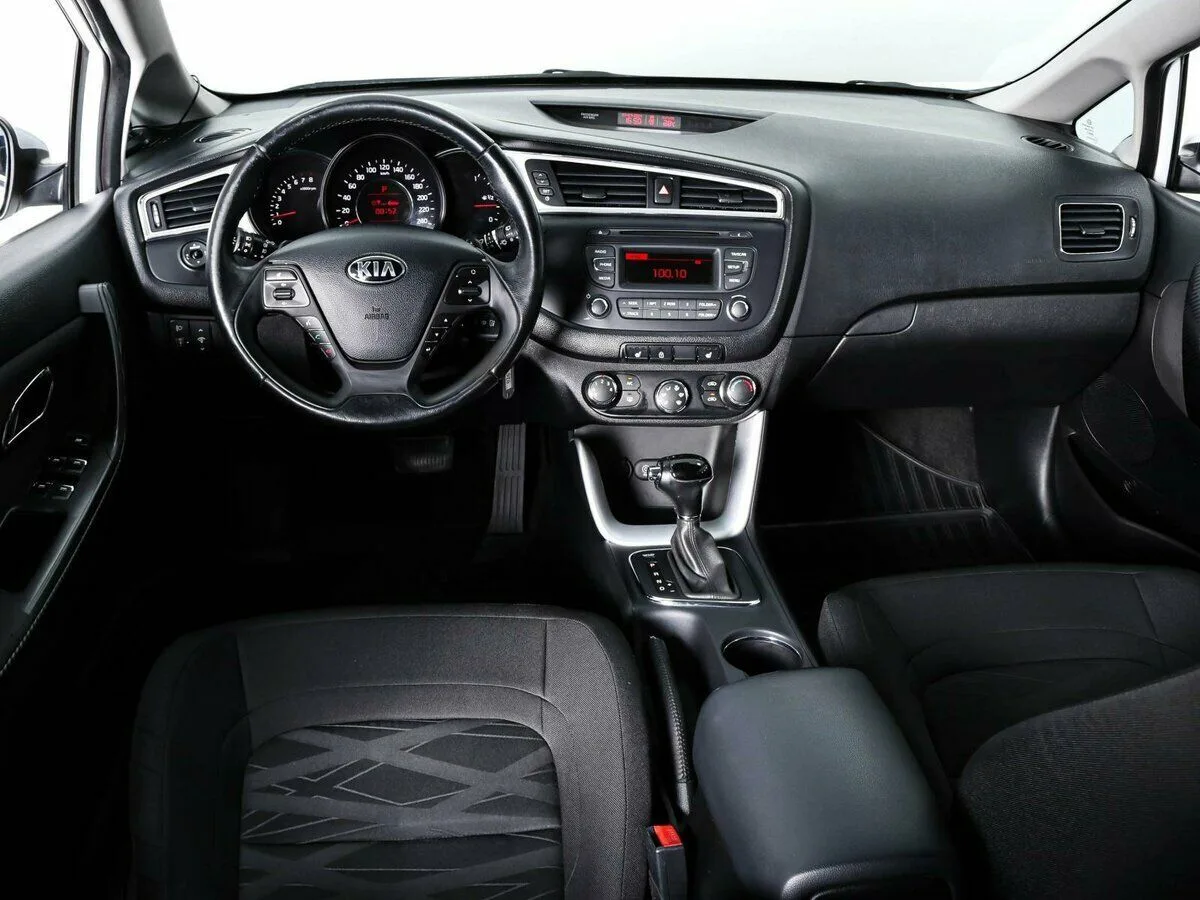Kia Ceed II Рестайлинг · Comfort 2016 — фото 5