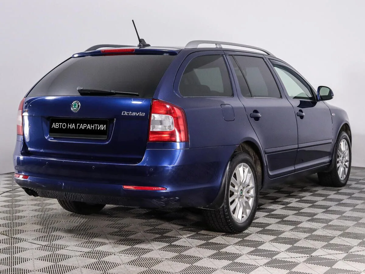 Skoda Octavia II (A5) Рестайлинг · Laurin&Klement — фото 3