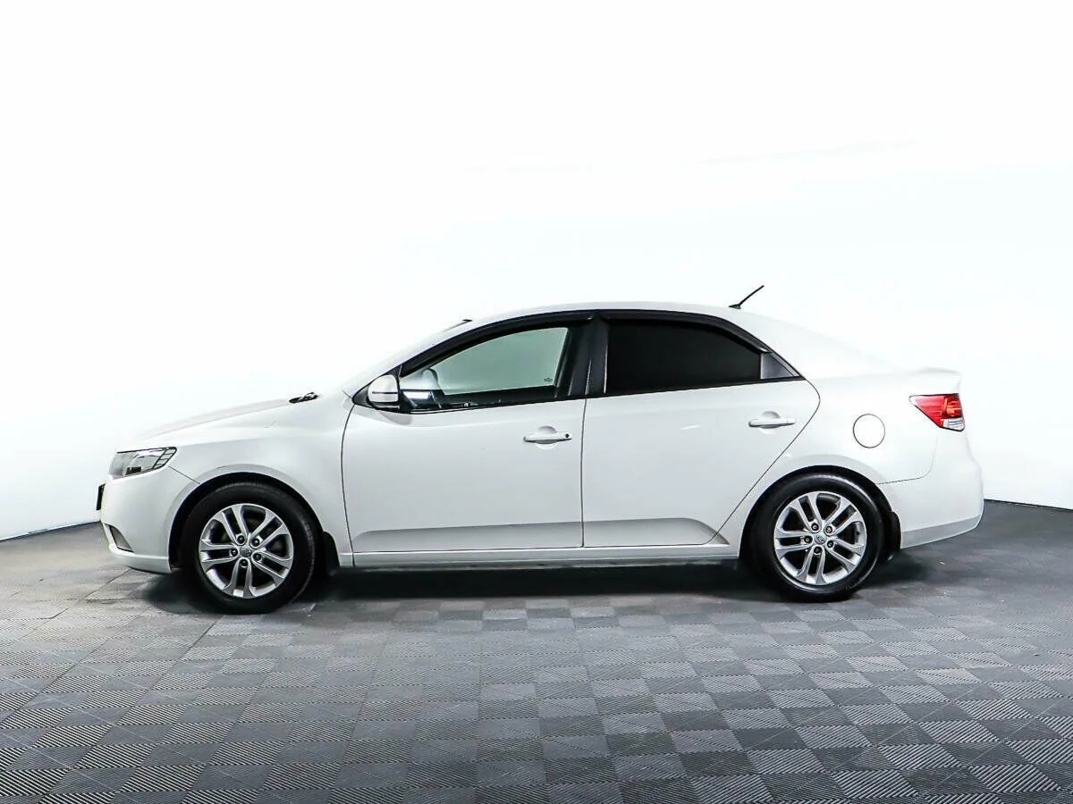 Kia Cerato II — фото 3