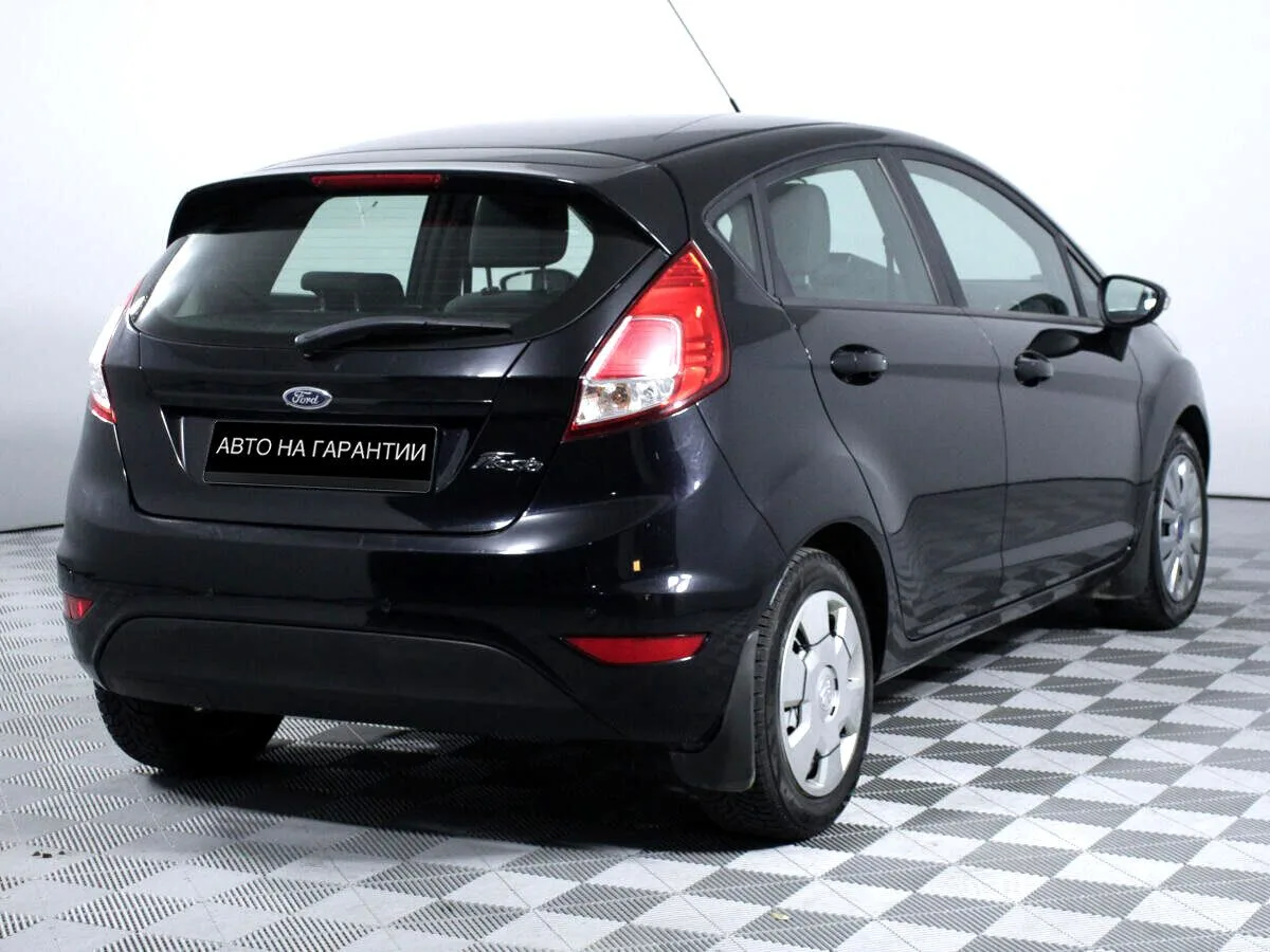 Ford Fiesta Mk6 Рестайлинг · Trend — фото 3