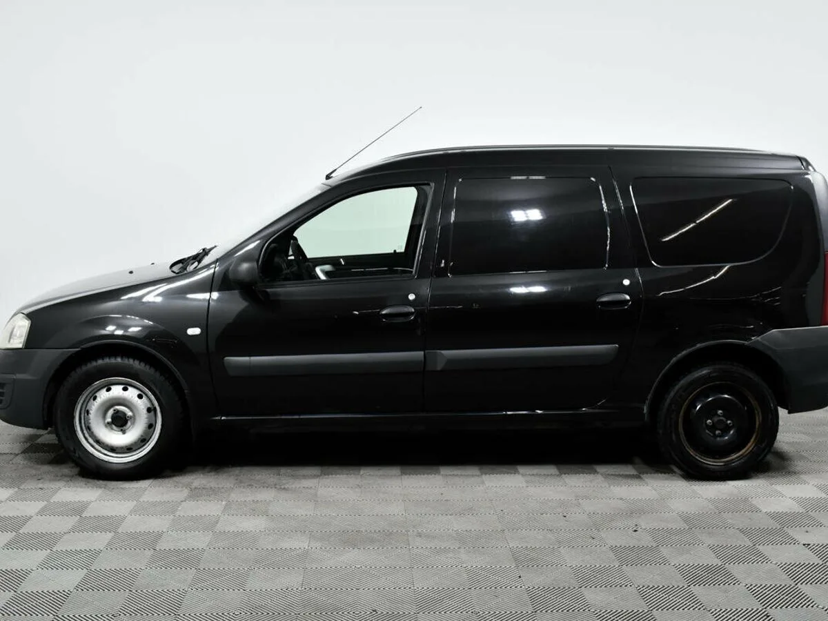 Lada (ВАЗ) Largus I · Standard (5 мест) — фото 3