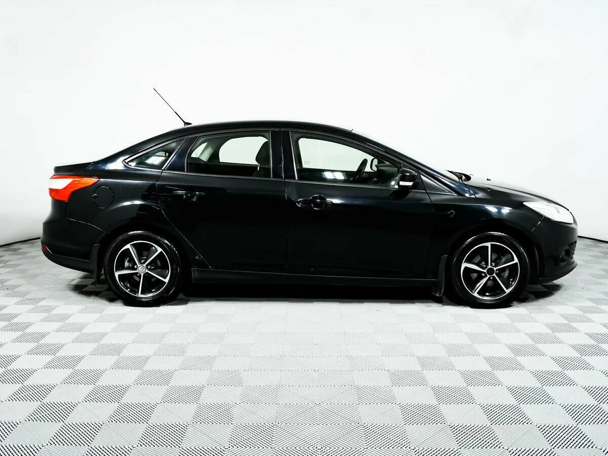 Ford Focus III · Trend — фото 4