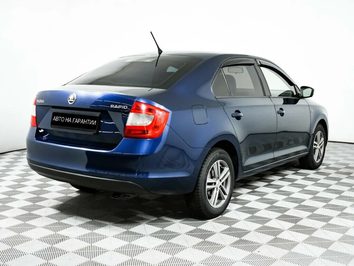 Skoda Rapid I — фото 3