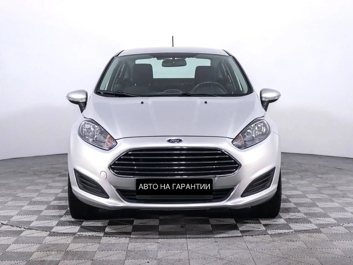 Ford Fiesta Mk6 Рестайлинг · Trend — фото 2