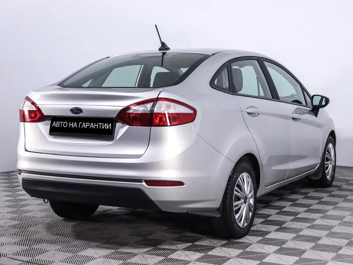 Ford Fiesta Mk6 Рестайлинг · Trend — фото 5