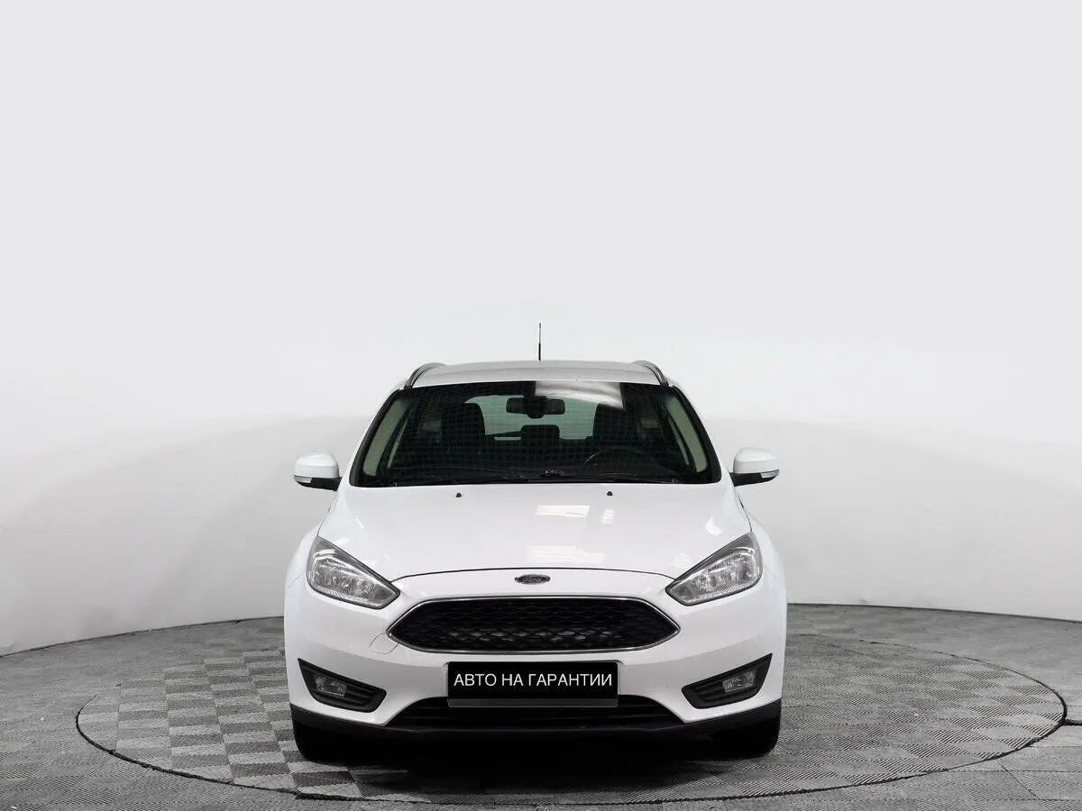 Ford Focus III Рестайлинг · Trend — фото 2