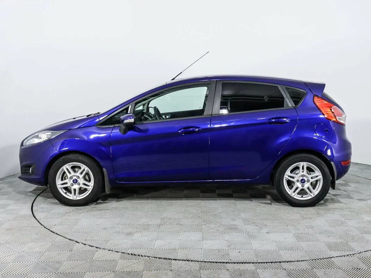 Ford Fiesta Mk6 Рестайлинг · Trend — фото 3