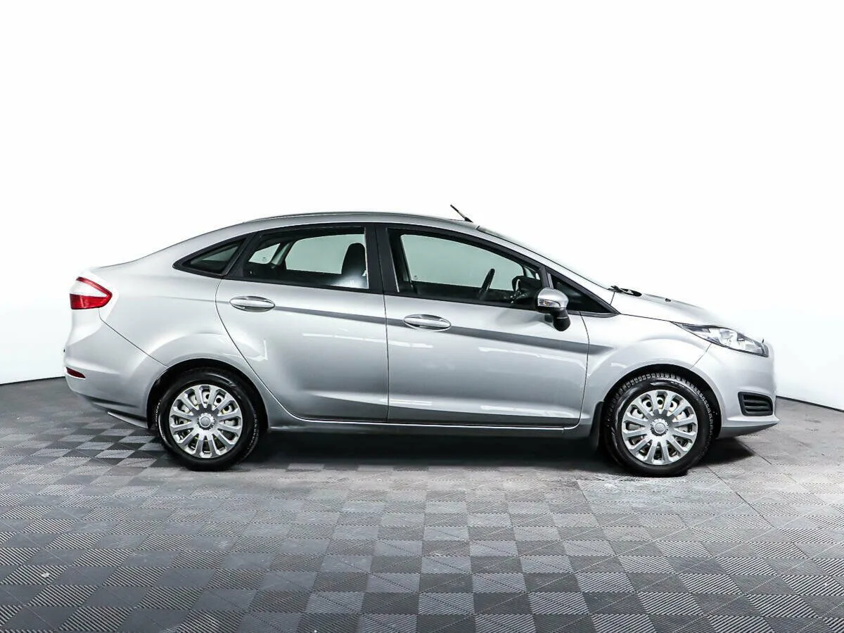 Ford Fiesta Mk6 Рестайлинг · Trend — фото 4