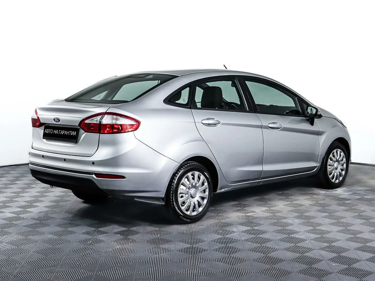Ford Fiesta Mk6 Рестайлинг · Trend — фото 5