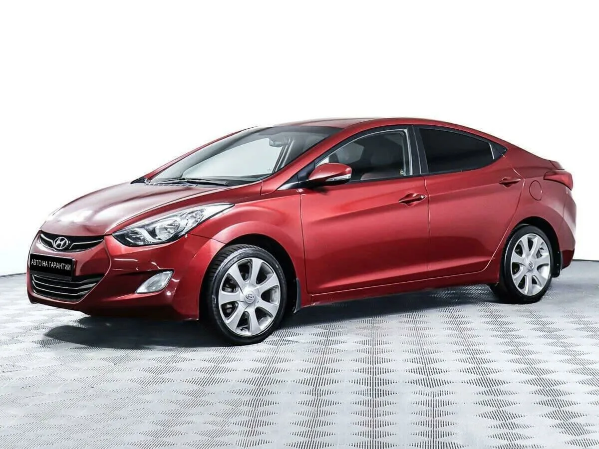 Hyundai Elantra V (MD) · Sport