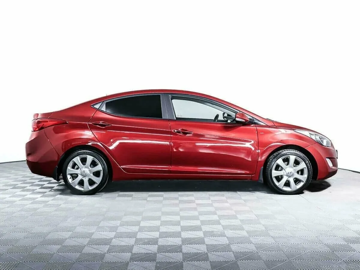 Hyundai Elantra V (MD) · Sport — фото 4