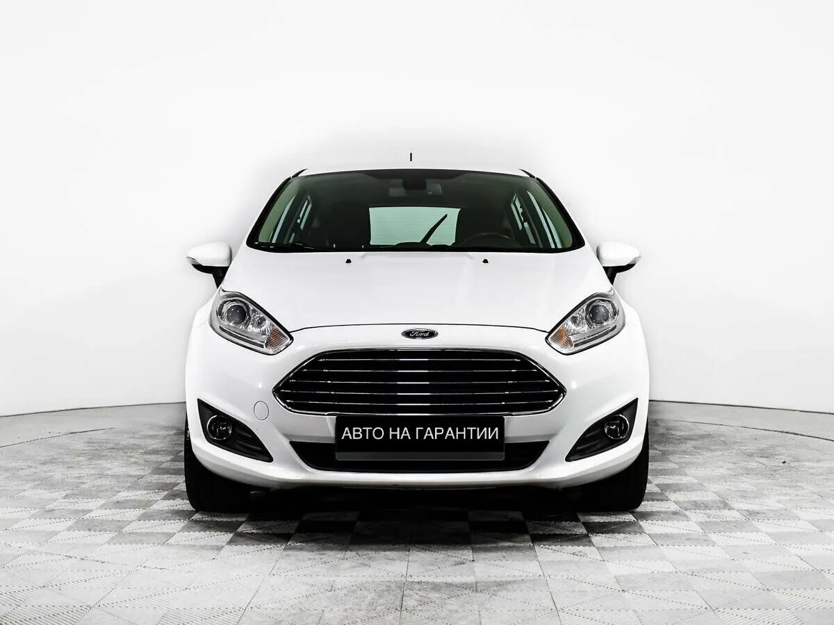 Ford Fiesta Mk6 Рестайлинг · Titanium — фото 2