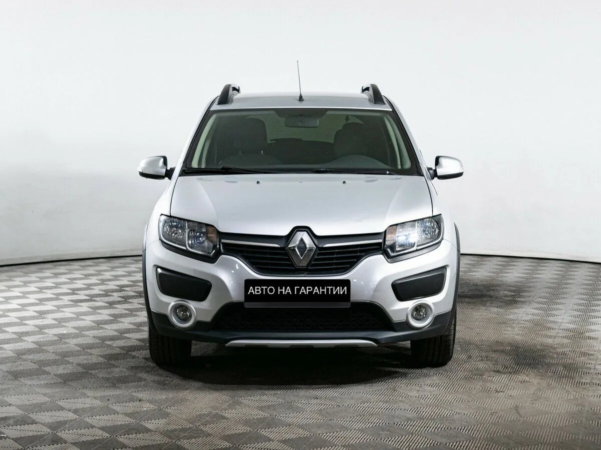 Renault Sandero II · Limited Edition — фото 2