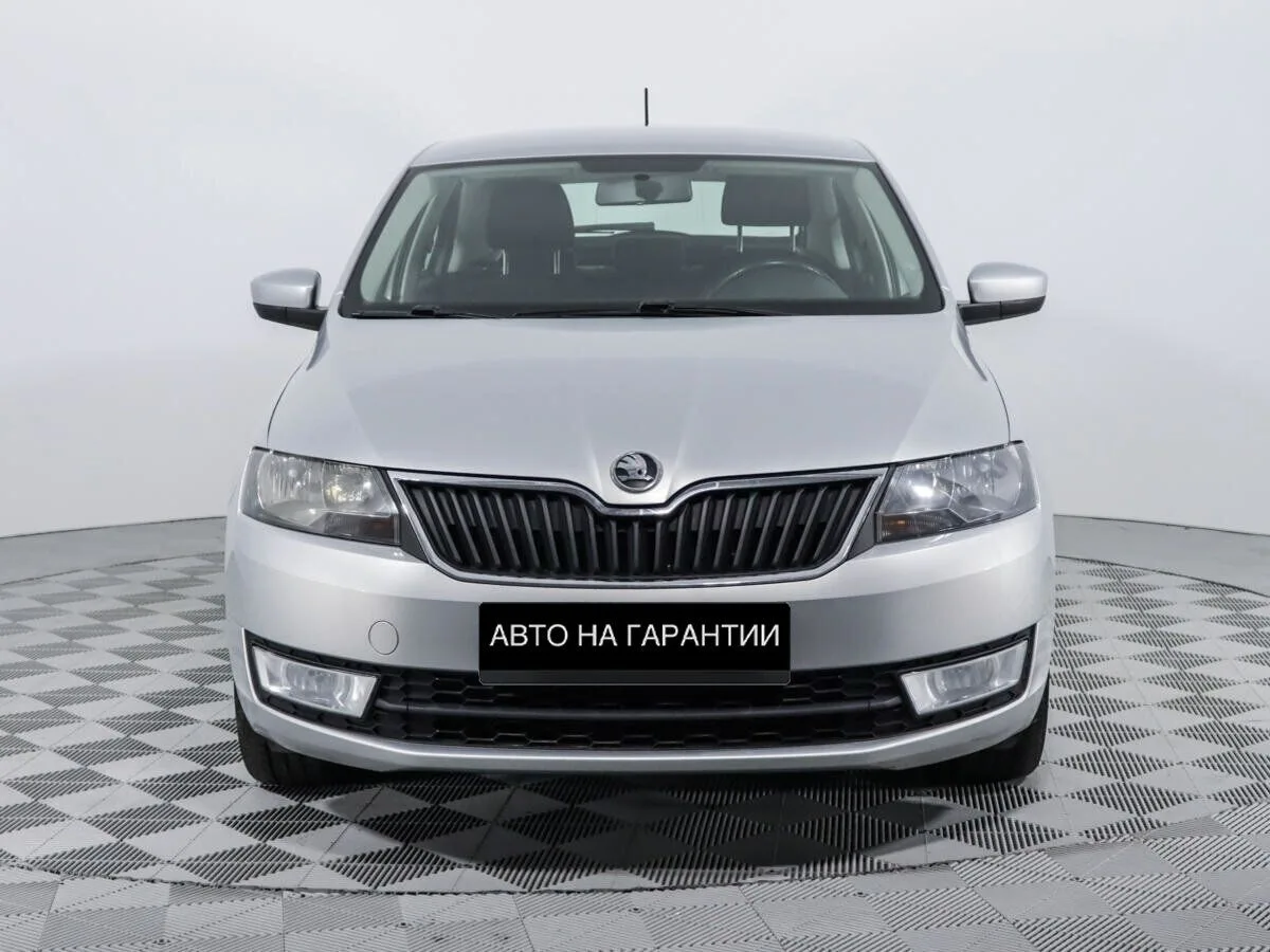 Skoda Rapid I — фото 2