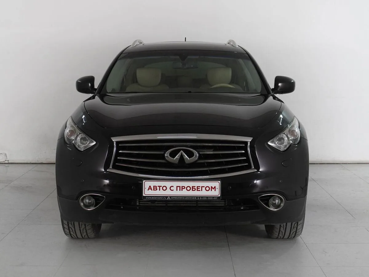 Infiniti QX70 Elegance — фото 2