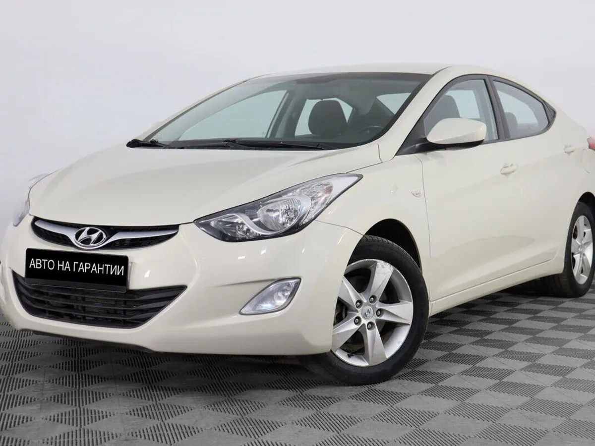 Hyundai Elantra V (MD) · Optima