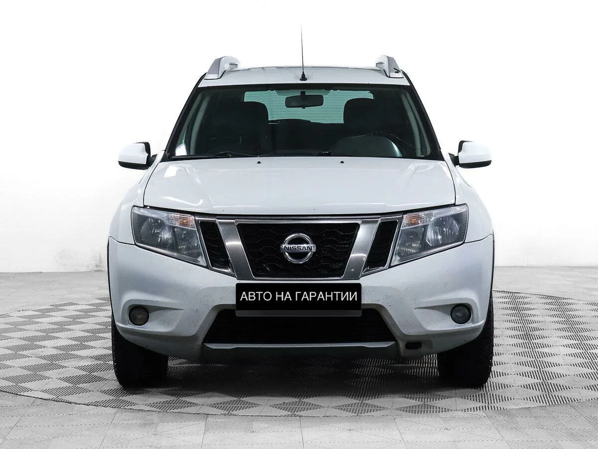 Nissan Terrano III (D10) — фото 2