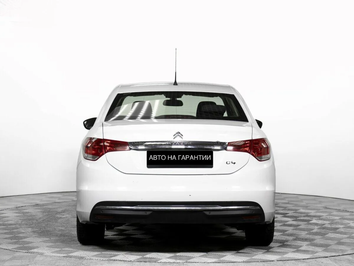 Citroen C4 II Рестайлинг · FEEL — фото 5