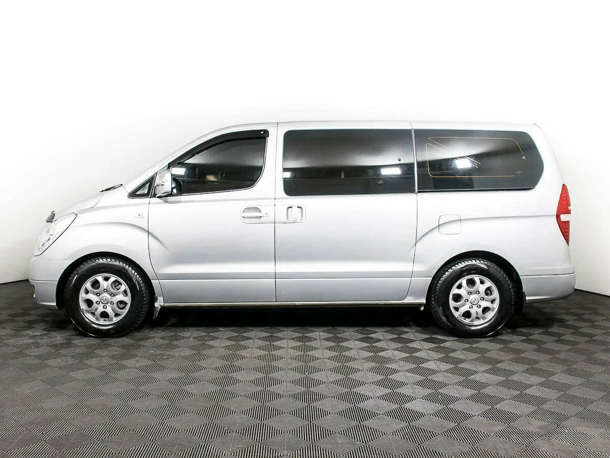 Hyundai Grand Starex I — фото 3